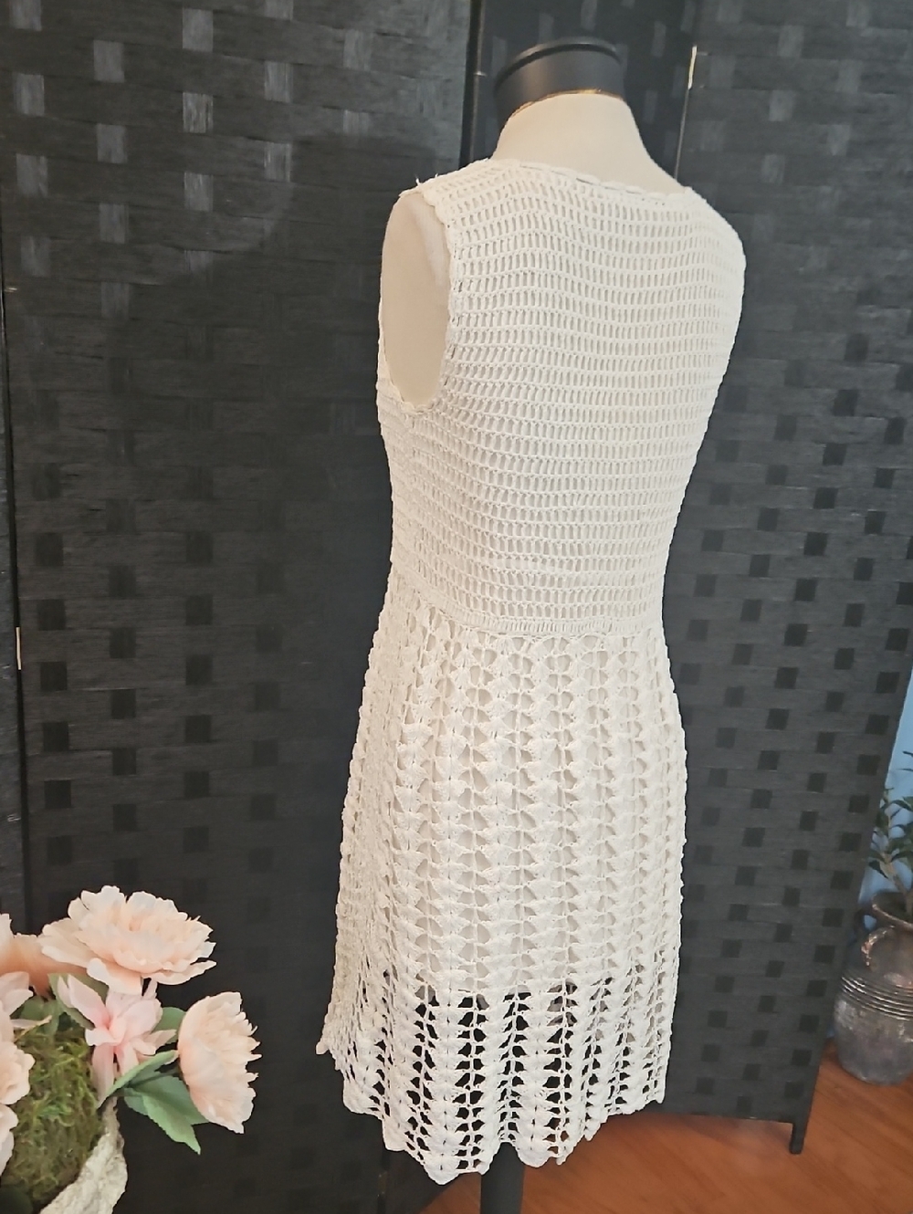 Sunny Blossom White Crochet Dress Small - Picture 7 of 12